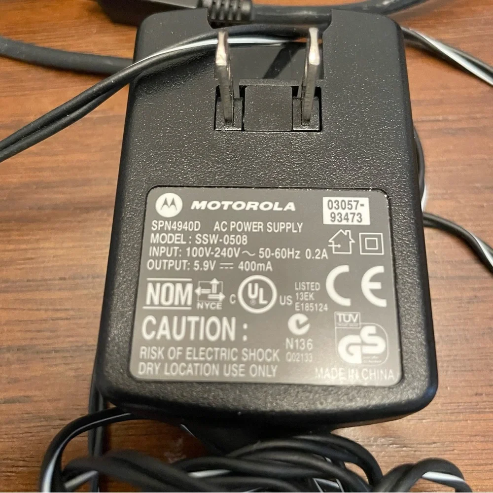 Motorola AC Power Supply 5.9V 400mA Adapter SSW-0508 OEM & 2 Car chargers
